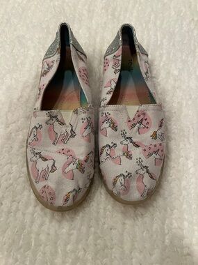 Toms Girls' Pink Unicorn Print Slip-On Shoes